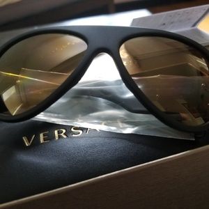 BNWT Versace sunglasses aviator black.